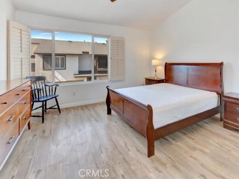1364 N Schooner  76  Lane, Anaheim, CA