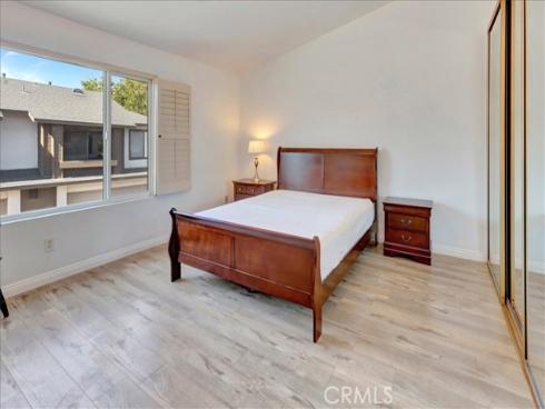 1364 N Schooner  76  Lane, Anaheim, CA