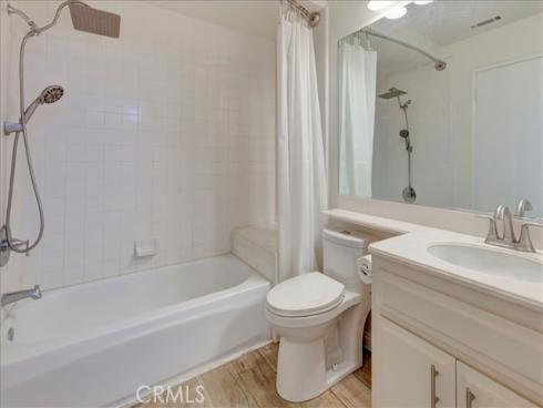 1364 N Schooner  76  Lane, Anaheim, CA