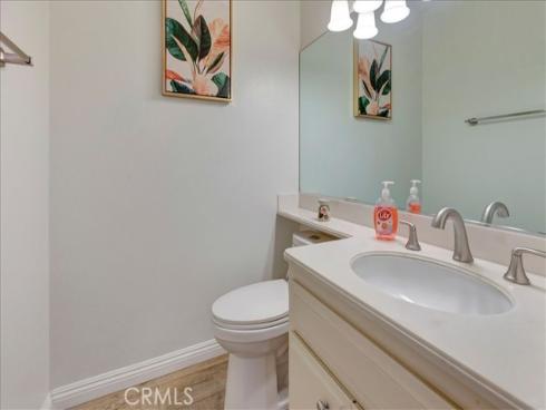 1364 N Schooner  76  Lane, Anaheim, CA