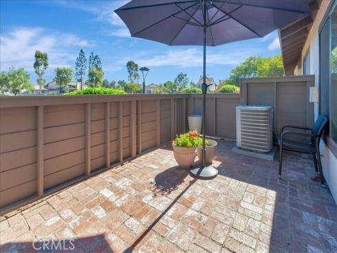 1364 N Schooner  76  Lane, Anaheim, CA