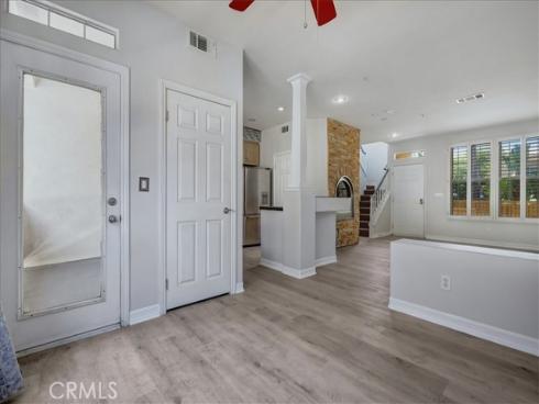 315 W Summerfield   Circle, Anaheim, CA