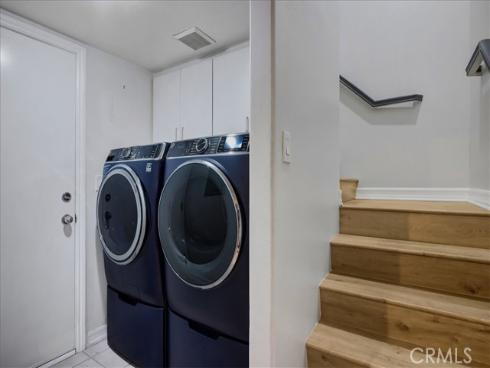 315 W Summerfield   Circle, Anaheim, CA