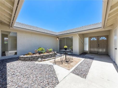 2115 E South Redwood Dr , Anaheim, CA