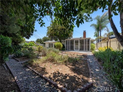 2115 E South Redwood Dr , Anaheim, CA