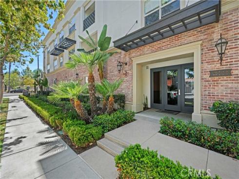 401 S. Anaheim 3