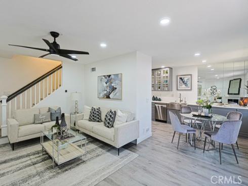 2640 W Meadowview , Anaheim, CA