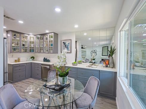 2640 W Meadowview , Anaheim, CA