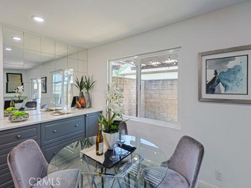2640 W Meadowview , Anaheim, CA