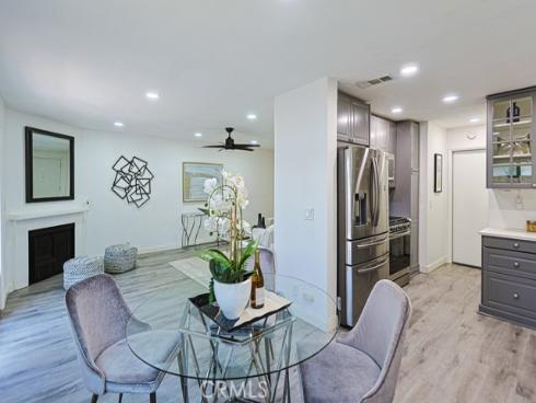 2640 W Meadowview , Anaheim, CA