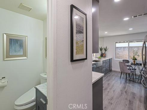 2640 W Meadowview , Anaheim, CA