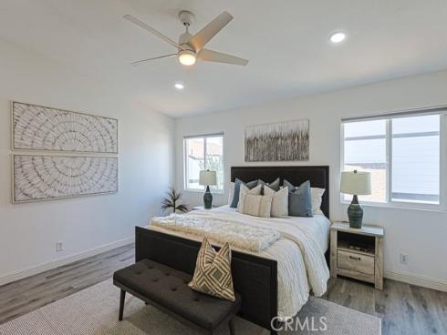2640 W Meadowview , Anaheim, CA