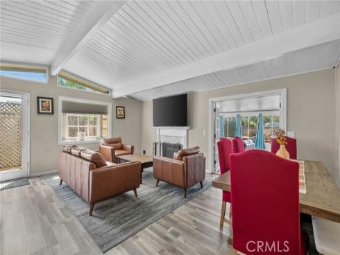 1146 W Claredge , Anaheim, CA