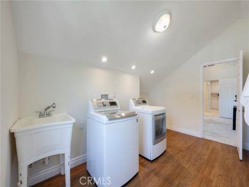 511 S Weymouth Court, Anaheim, CA