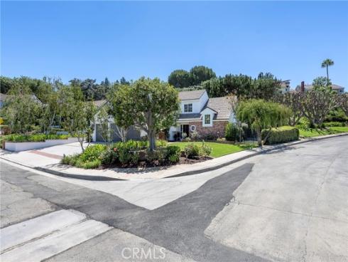 511 S Weymouth Court, Anaheim, CA