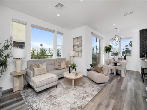 1669 W Lincoln 102 Avenue, Anaheim, CA