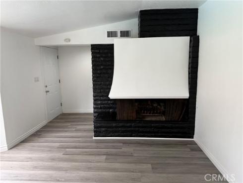 2435 W Broadway , Anaheim, CA
