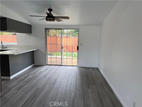 2435 W Broadway , Anaheim, CA