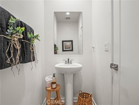 633 S Motif , Anaheim, CA
