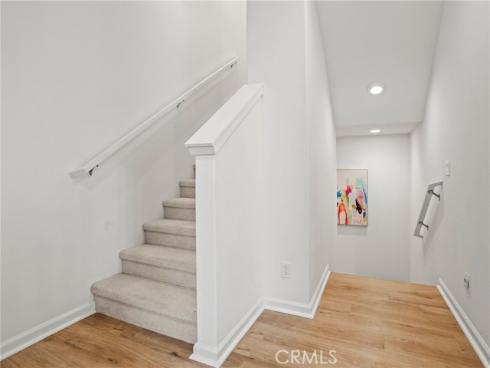 633 S Motif , Anaheim, CA