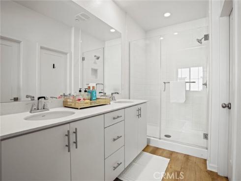 633 S Motif , Anaheim, CA
