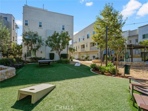 633 S Motif , Anaheim, CA