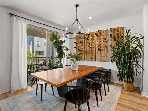 633 S Motif , Anaheim, CA