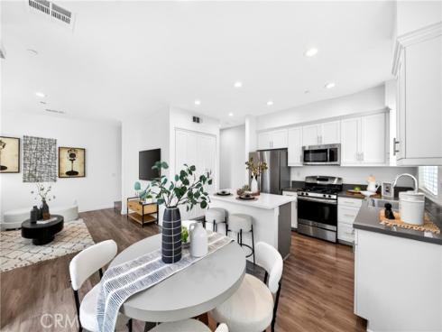 156 N Orange , Brea, CA