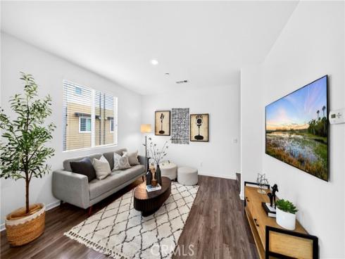 156 N Orange , Brea, CA