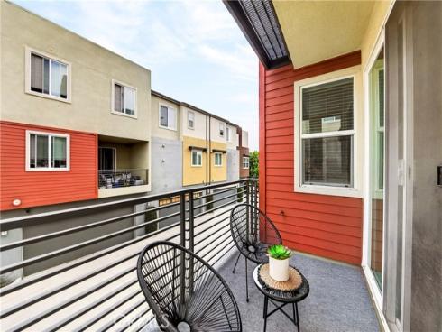 156 N Orange , Brea, CA