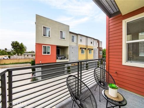 156 N Orange , Brea, CA
