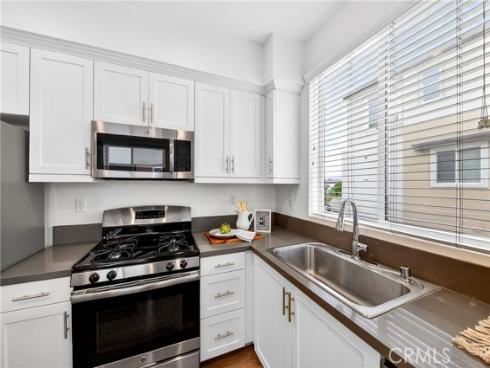 156 N Orange , Brea, CA