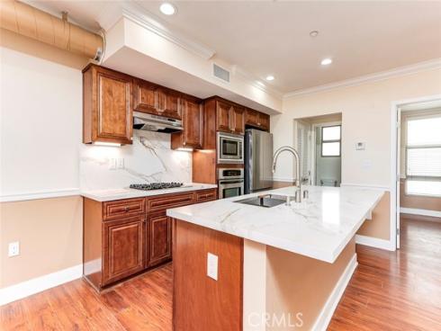 596 S Brea Boulevard, Brea, CA