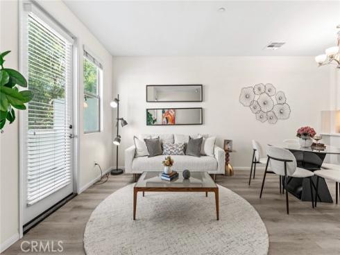 503 S. Brea Boulevard 18