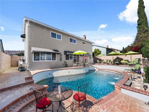 996 W Northwood Ave , Brea, CA