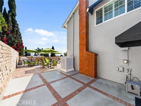 996 W Northwood Ave , Brea, CA