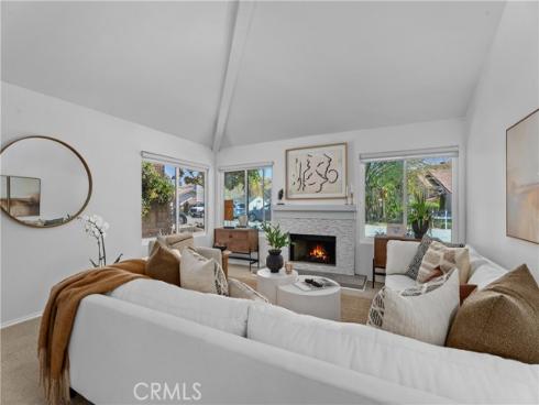 948 Malibu Canyon , Brea, CA