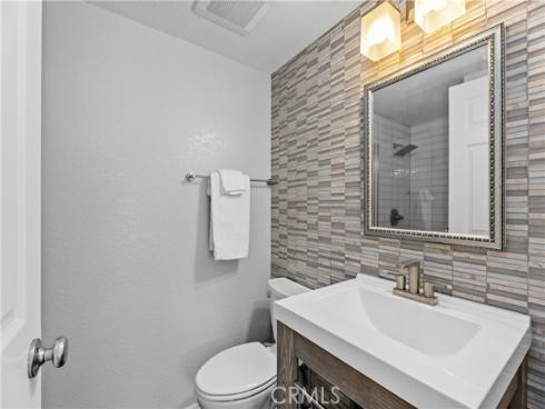 948 Malibu Canyon , Brea, CA