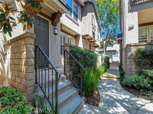 128  Shattuck  38  Circle, Brea, CA