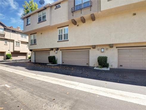 128  Shattuck  38  Circle, Brea, CA