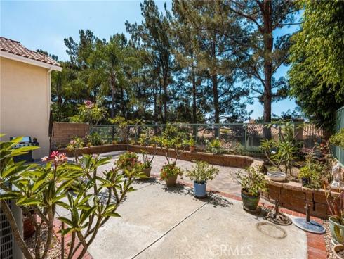 860 E Chisholm   Court, Brea, CA