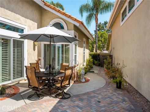 860 E Chisholm   Court, Brea, CA