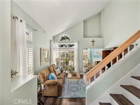 860 E Chisholm   Court, Brea, CA