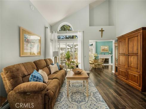 860 E Chisholm   Court, Brea, CA