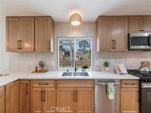 938 Oakcrest , Brea, CA