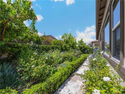3692  Glorietta   Place, Brea, CA