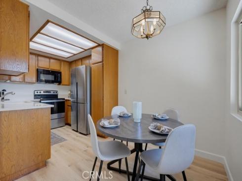 640 N Brea 68 , Brea, CA