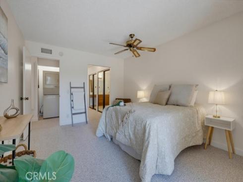 640 N Brea 68 , Brea, CA