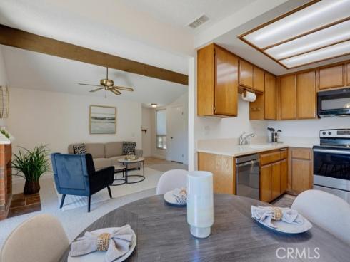 640 N Brea 68 , Brea, CA