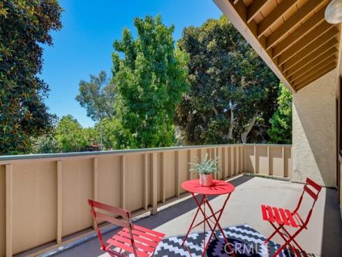 640 N Brea 68 , Brea, CA